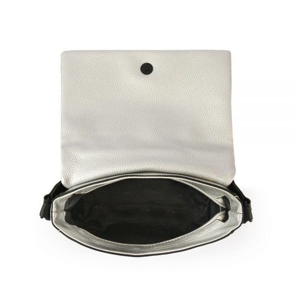 BANDOLERA CON TAPA MEDIANA CHARLIZE PLATEADO - Imagen 3