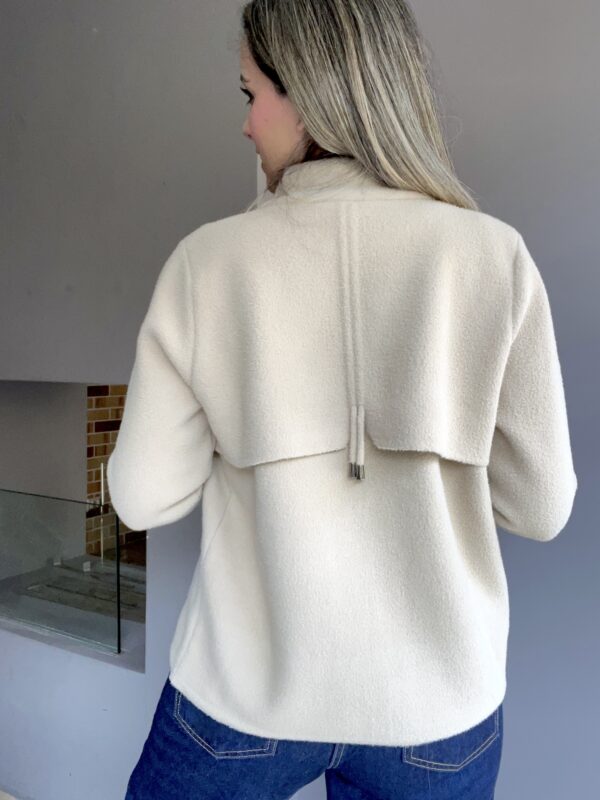 CHAQUETA CLÁSICA CIERRE BEIGE - Imagen 2