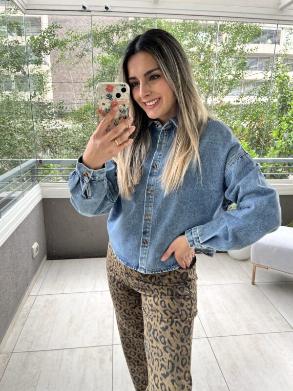 CHAQUETA DE MEZCLILLA AZUL