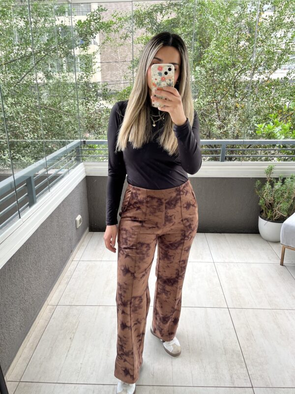 PANTALÓN ESTAMPADO CAFE