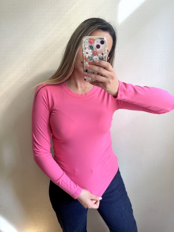 CAMISETA LISA ROSADO - Imagen 2