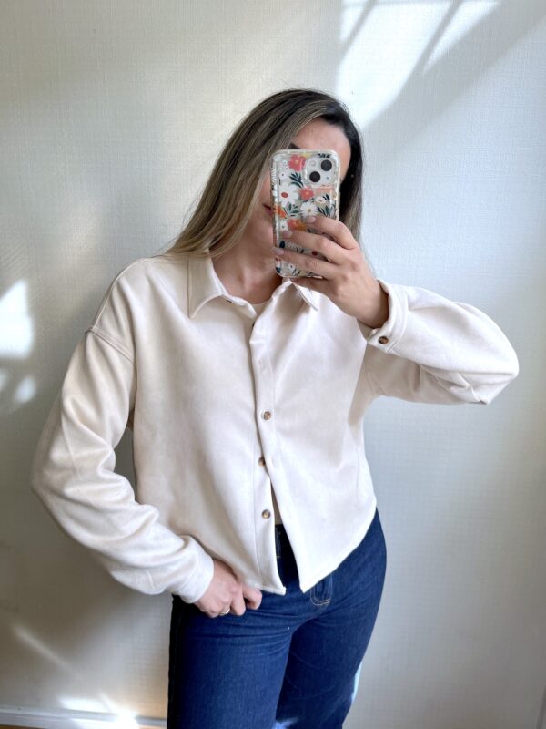 CHAQUETA DE GAMUZA BEIGE - Imagen 2