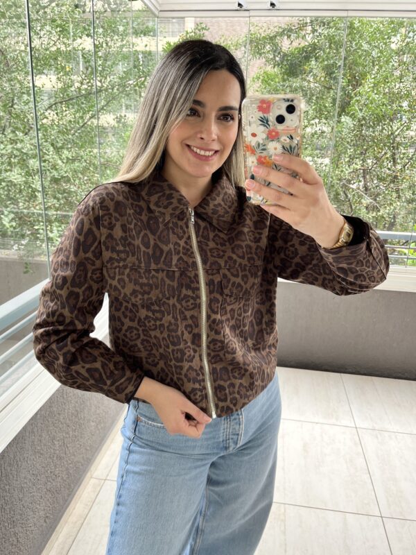 CHAQUETA ANIMAL PRINT VERDE