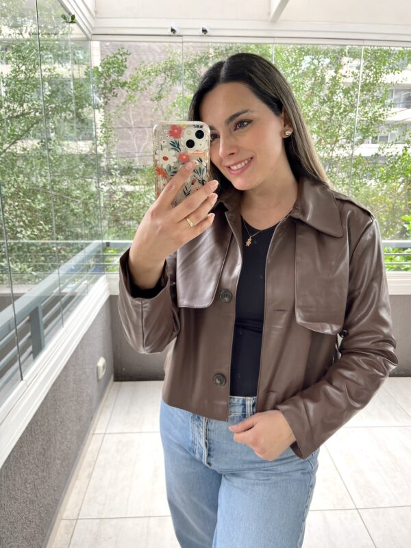 CHAQUETA ECOCUERO CAFE