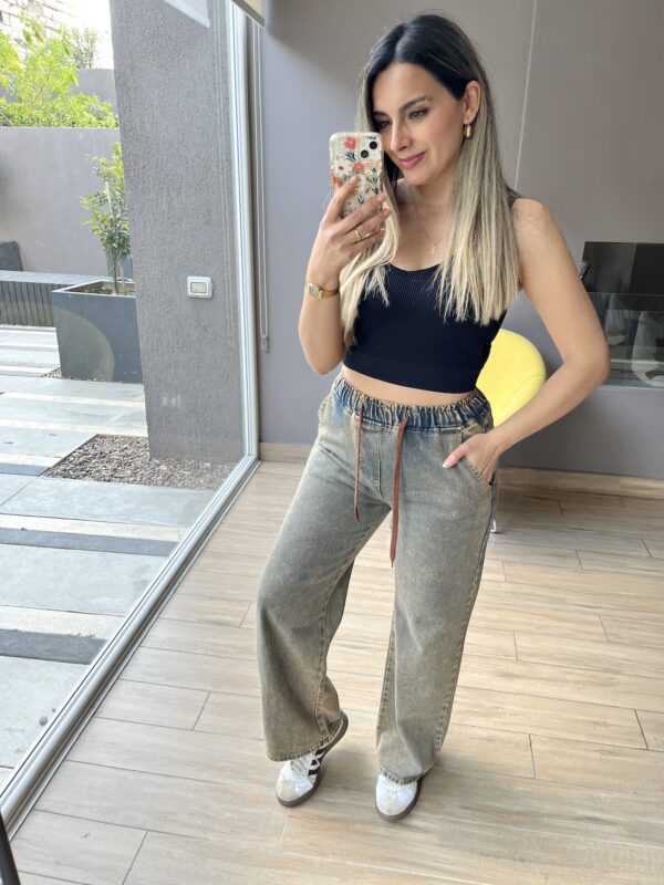 JEANS PRETINA ELASTICADA 38/40