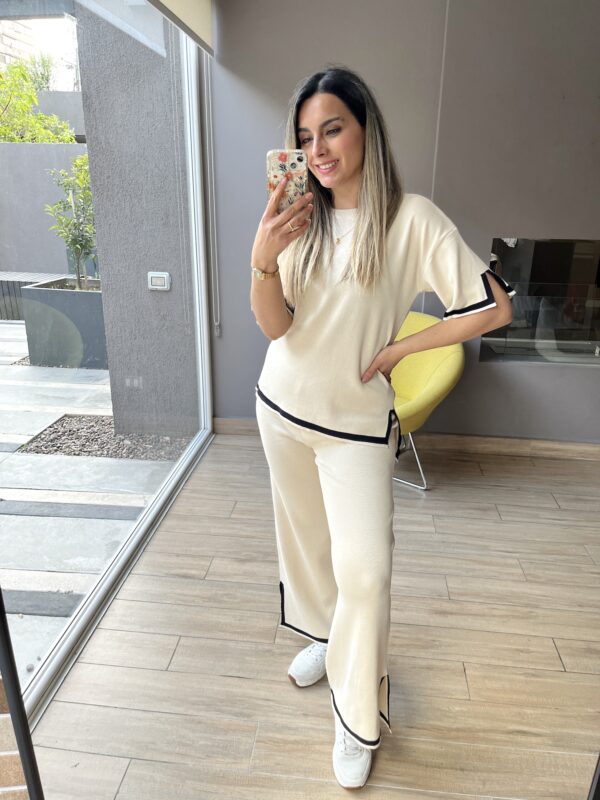 CONJUNTO HILO COMBINADO CREMA